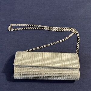 Elegant Silver Chain Clutch